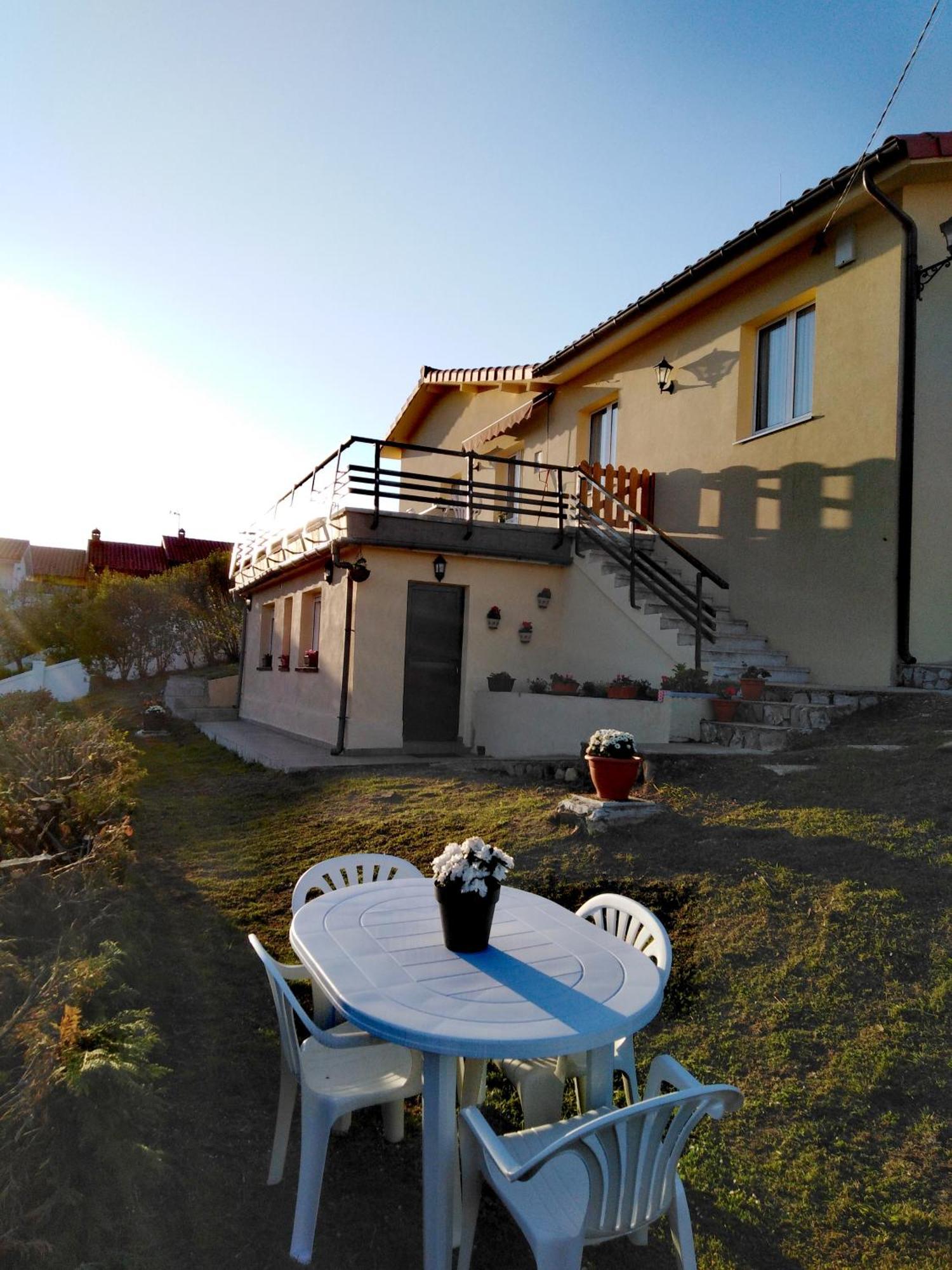 Apartamento El Sauce De Amalia Celorio  Exterior photo